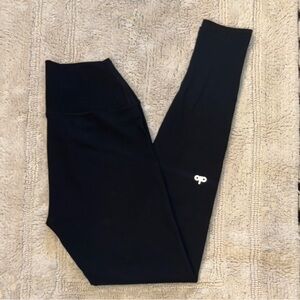 ALO airbrush high waisted Yoga Black Leggings